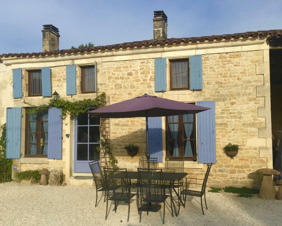 Chez Fins Bois Bed & Breakfast Nere Exterior photo