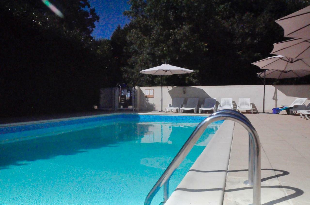 Chez Fins Bois Bed & Breakfast Nere Exterior photo